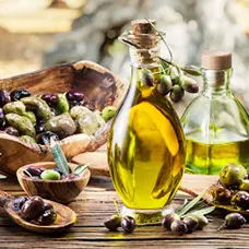 L'HUILE D'OLIVE , UNE PRECIEUSE ALLIEE POUR LE CŒUR